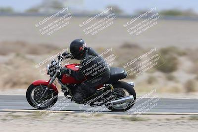 media/May-05-2025-Moto Forza (Mon) [[3c1838c5e5]]/2-B Group/Session 3 (Panning Test Turn 14 Inside)/